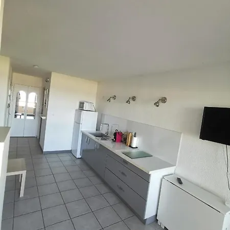 Vue 212 *